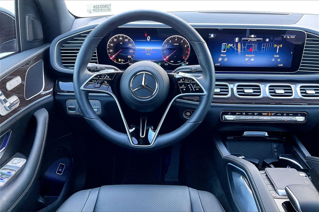 2025 Mercedes Benz GLE 350 4MATIC photo 4
