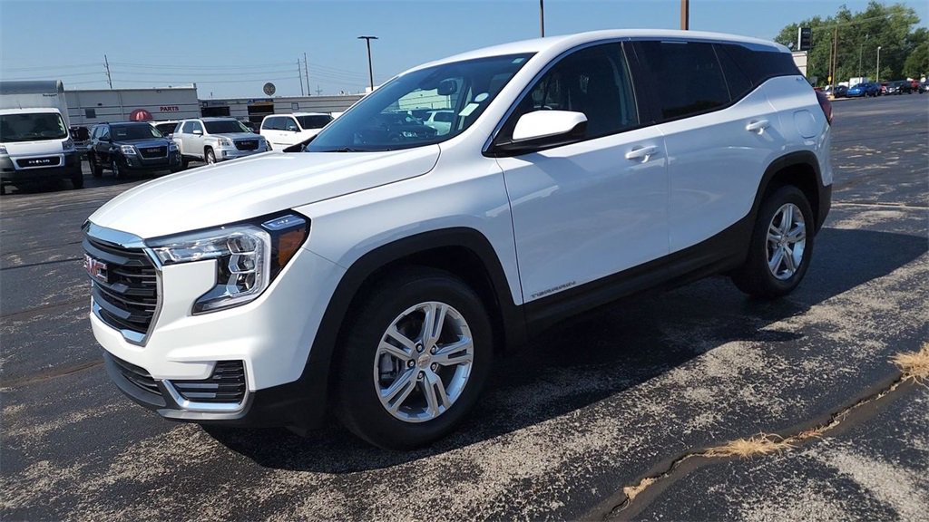 2024 Gmc Terrain SLE photo 4