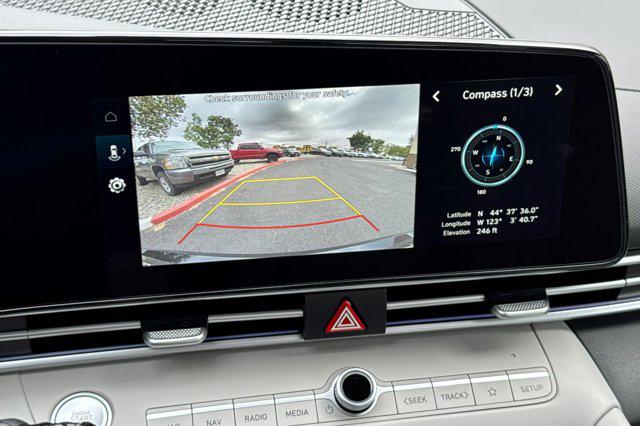 2025 Hyundai Elantra Hybrid Limited photo 12
