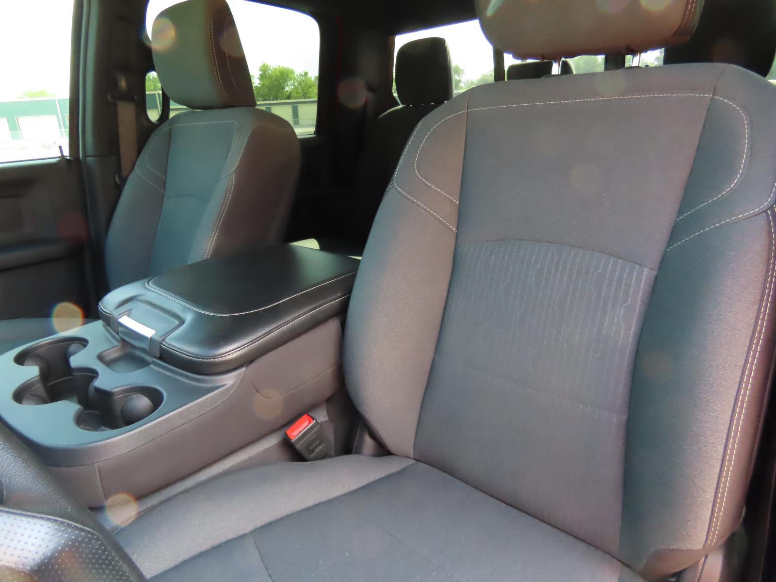 2024 Ram 2500 Tradesman photo 12