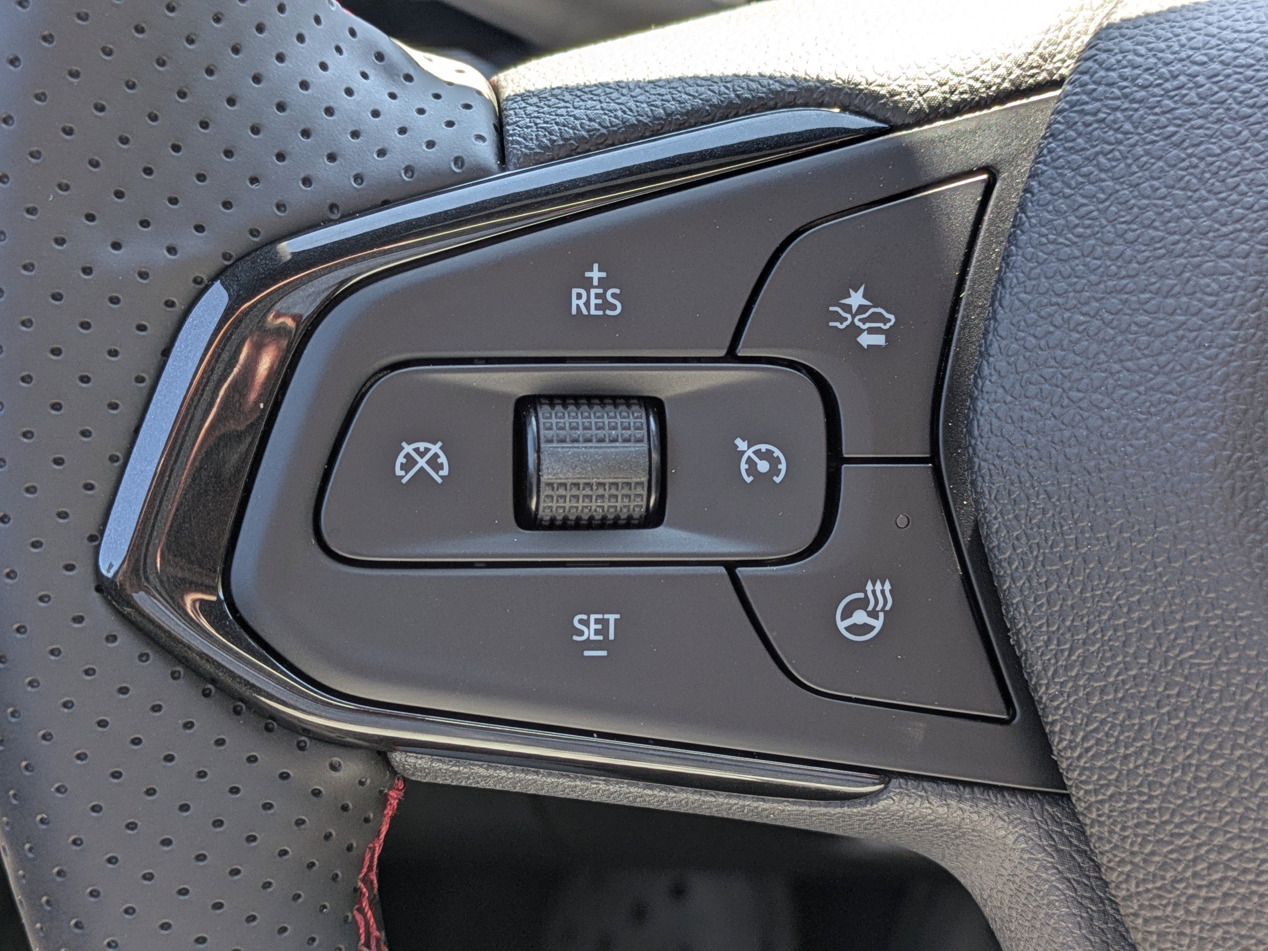 2025 Chevrolet Trax photo 23