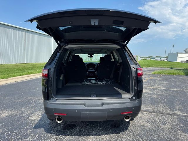 2021 Chevrolet Traverse Leather photo 10