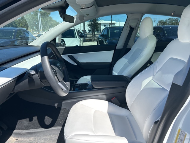 Used 2021 Tesla Model Y Standard Range with VIN 5YJYGDED1MF115165 for sale in Tampa, FL