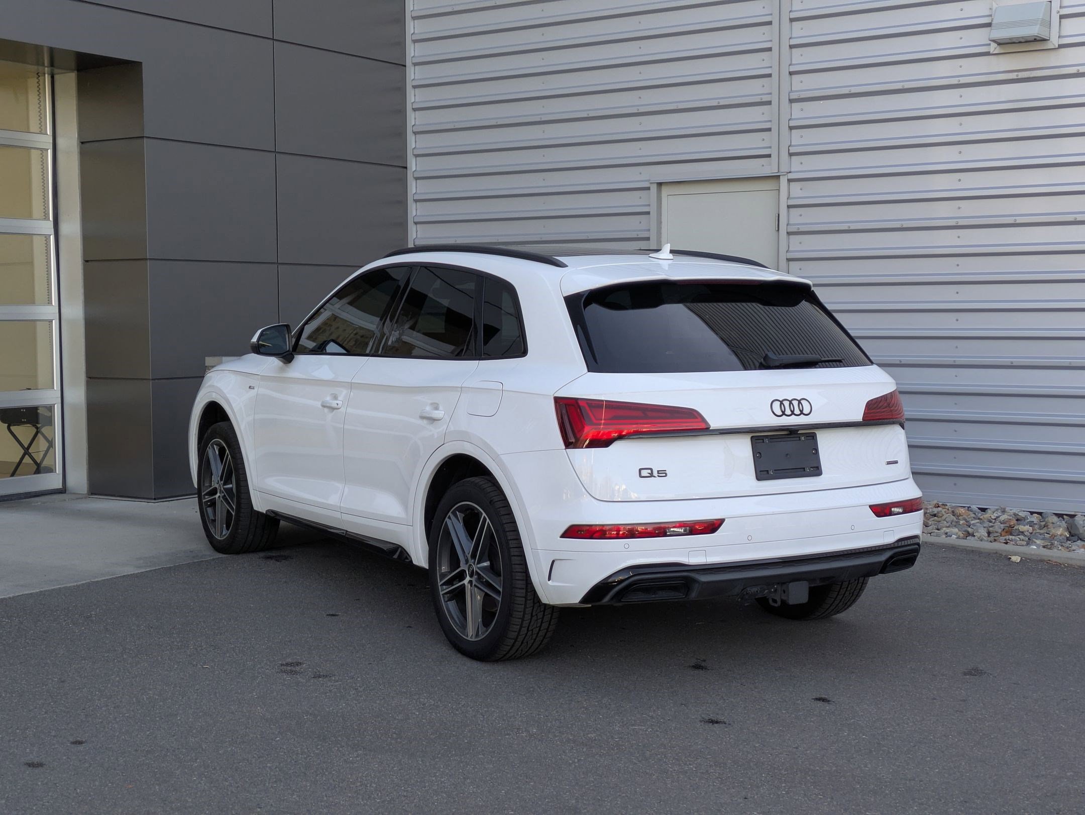 2023 Audi Q5 S line Premium Plus photo 3