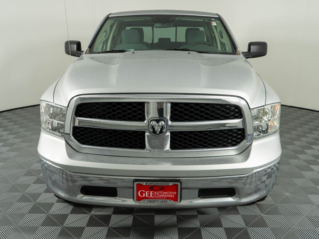 2017 Ram 1500 SLT photo 2