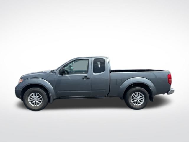 2017 Nissan Frontier SV photo 2