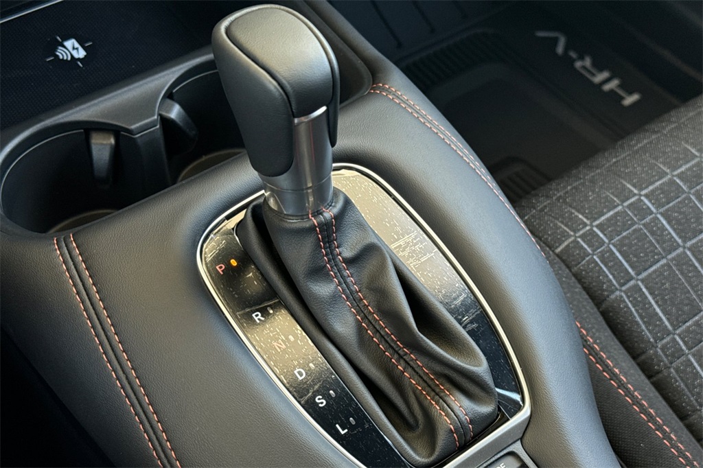 2026 Honda HR-V Sport photo 16