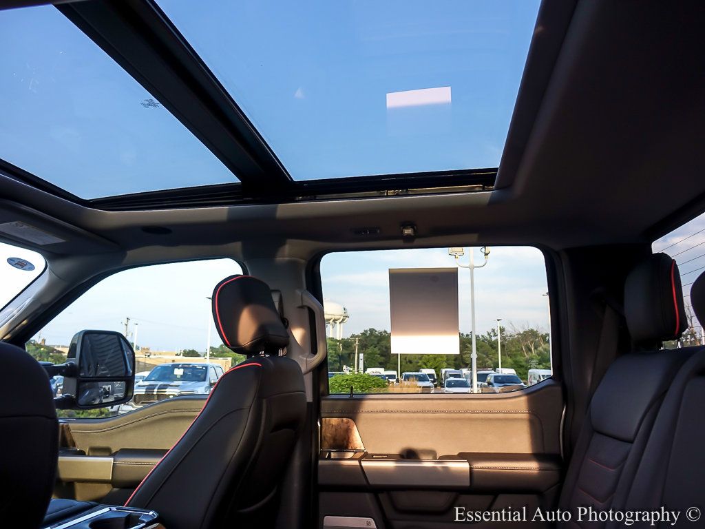 2025 Ford F-250 photo 9