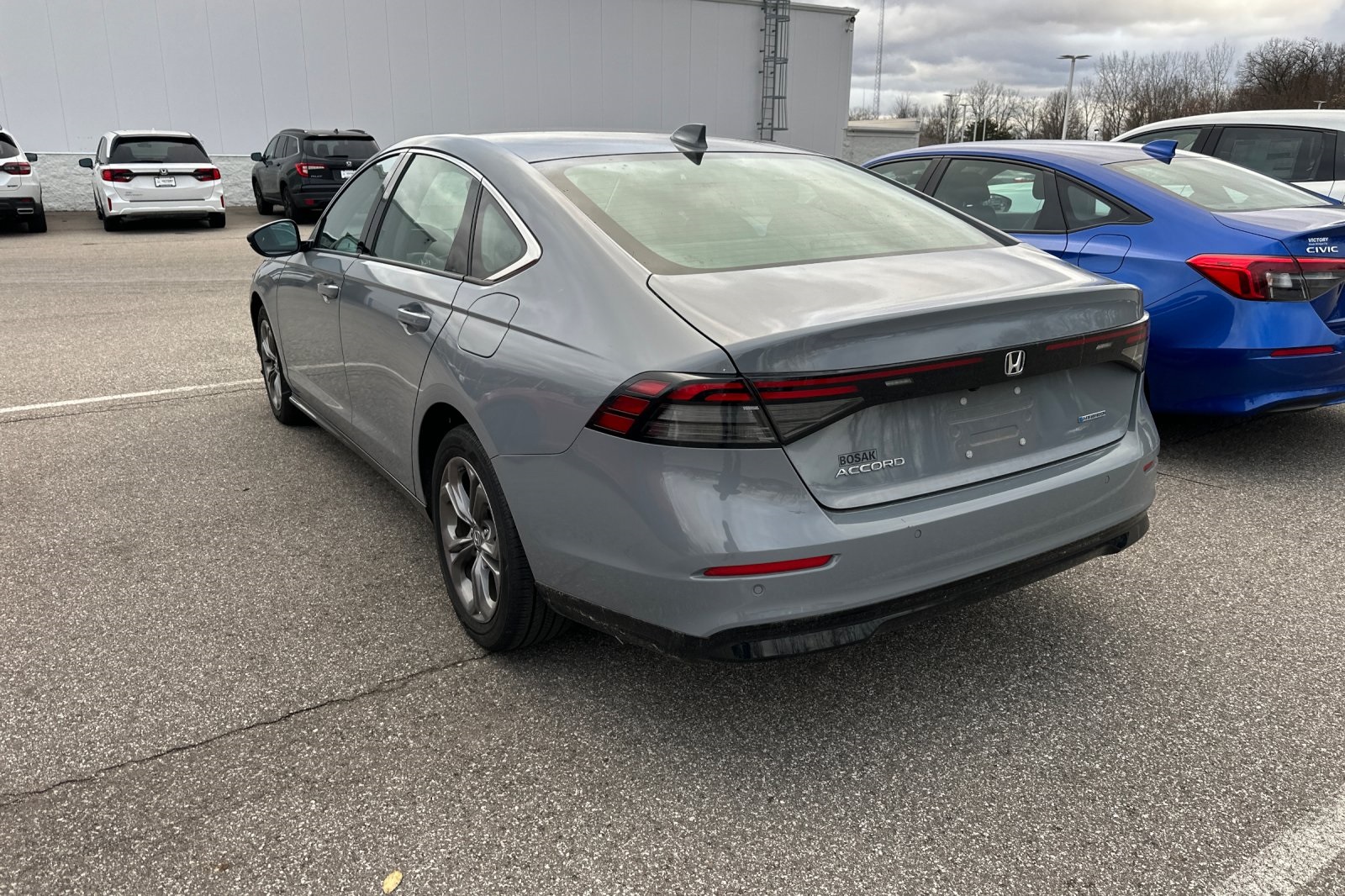 2023 Honda Accord Hybrid EX-L photo 3