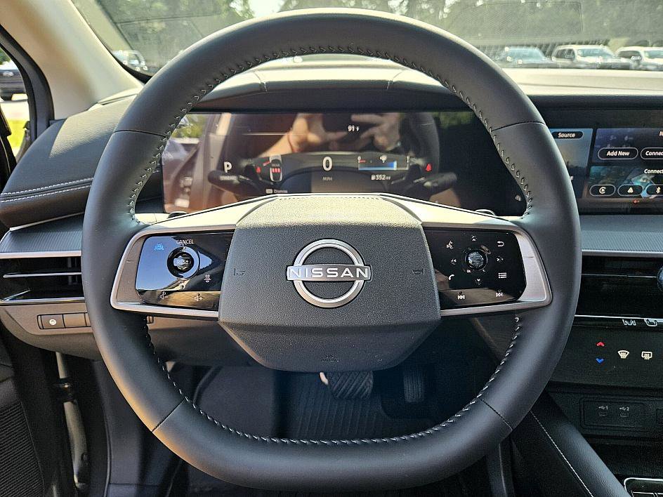 2025 Nissan Murano SV photo 23