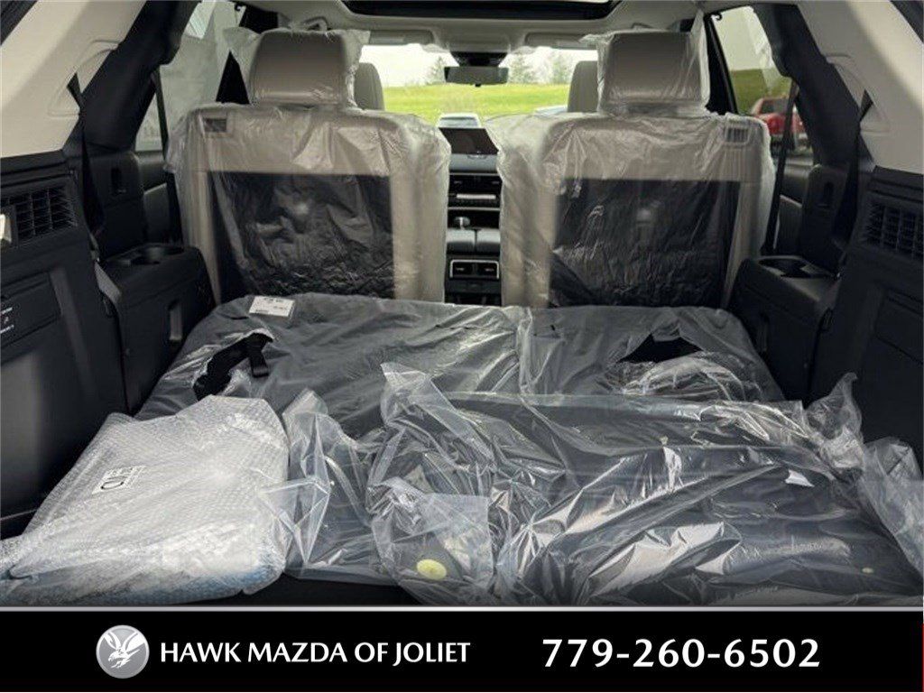 2025 MAZDA CX-90 - Image 9