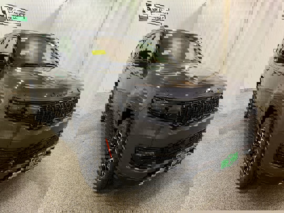 2025 Jeep Wagoneer Series II's photo