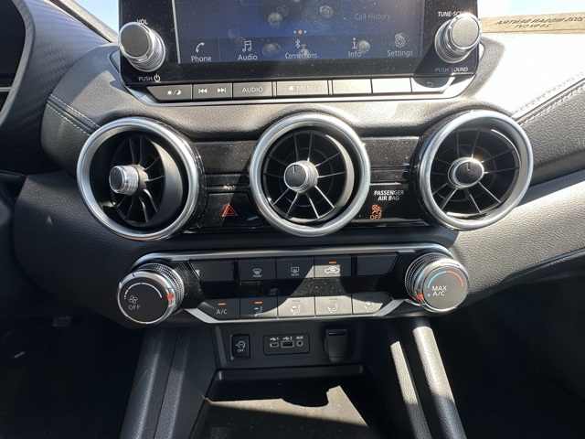 2025 Nissan Sentra SV photo 16