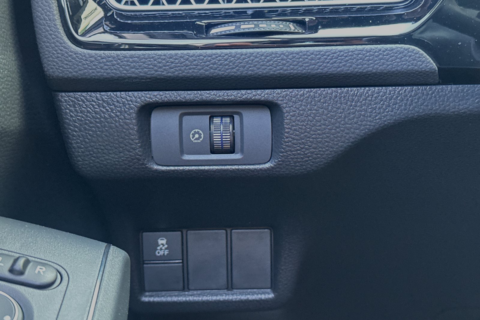 2025 Honda Civic Hybrid Sport photo 20