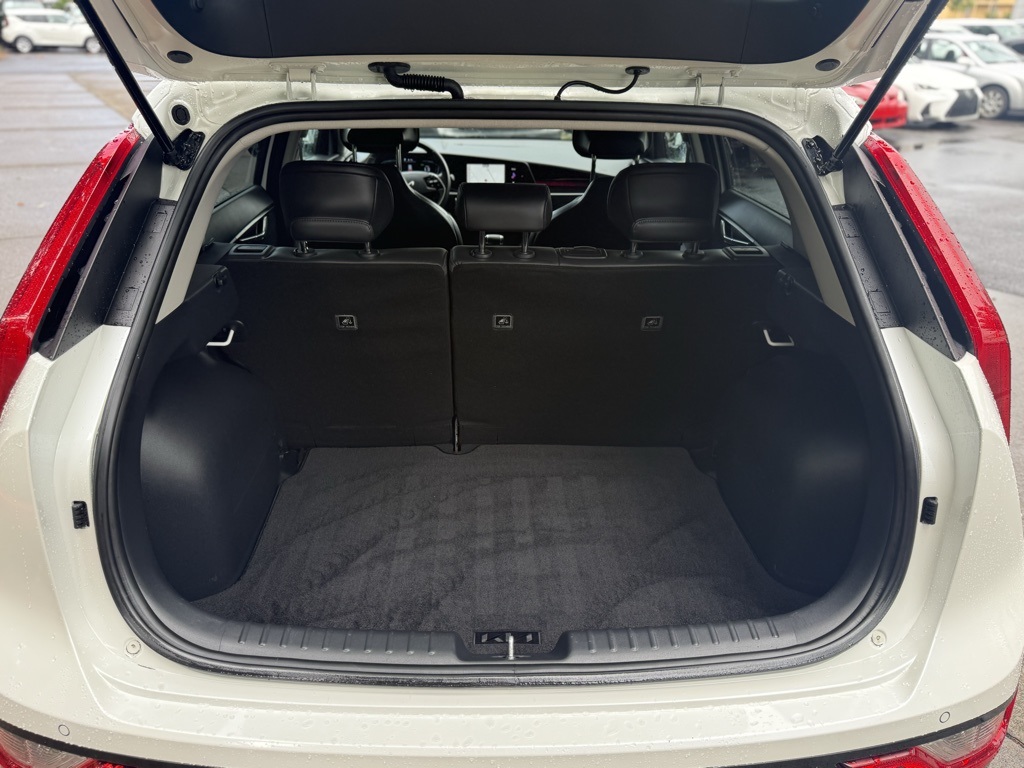 2023 Kia Niro EX Touring photo 4