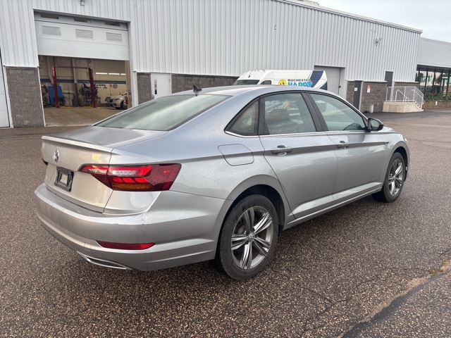 2019 Volkswagen Jetta R-Line photo 2