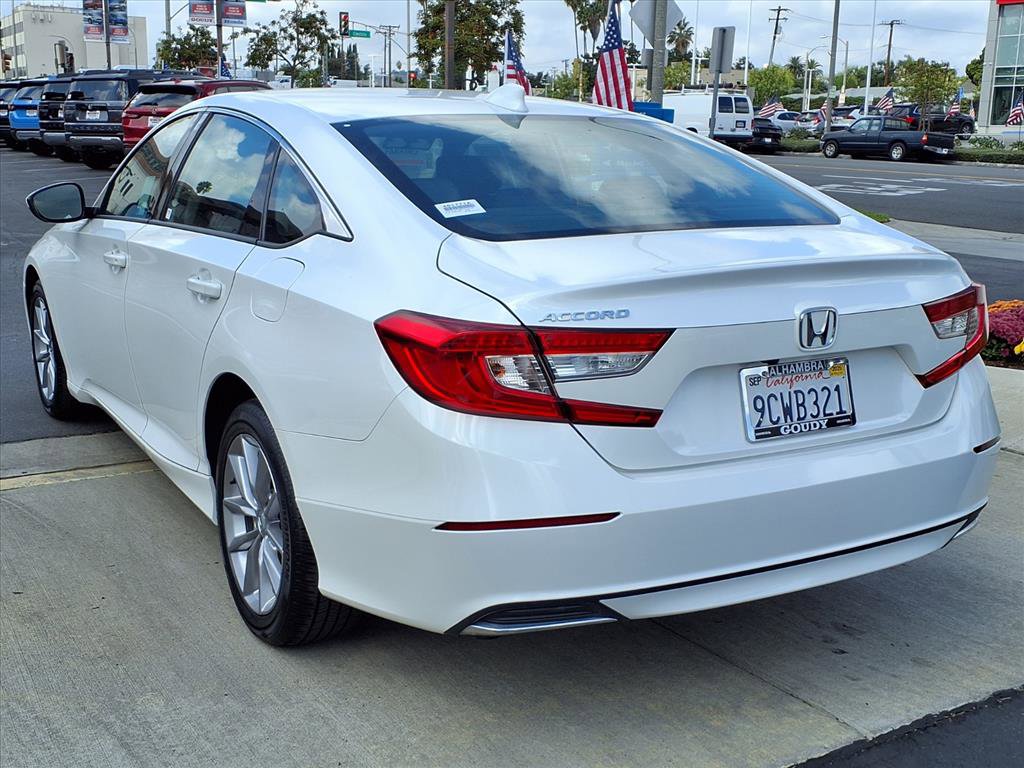 2022 Honda Accord LX photo 4