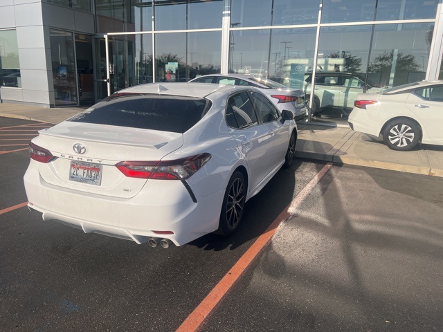 2023 Toyota Camry SE photo 5