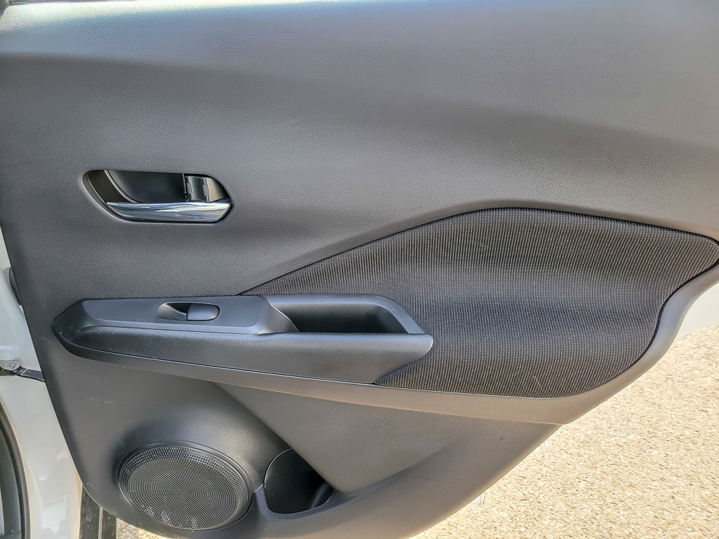 2024 NISSAN KICKS - Image 19