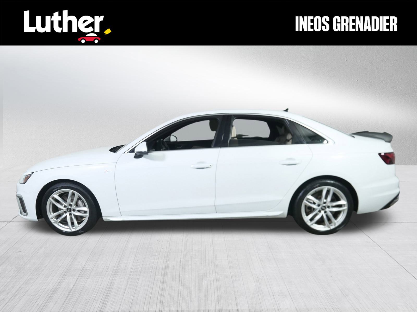 2022 Audi A4 S line Quattro Premium Plus photo 4