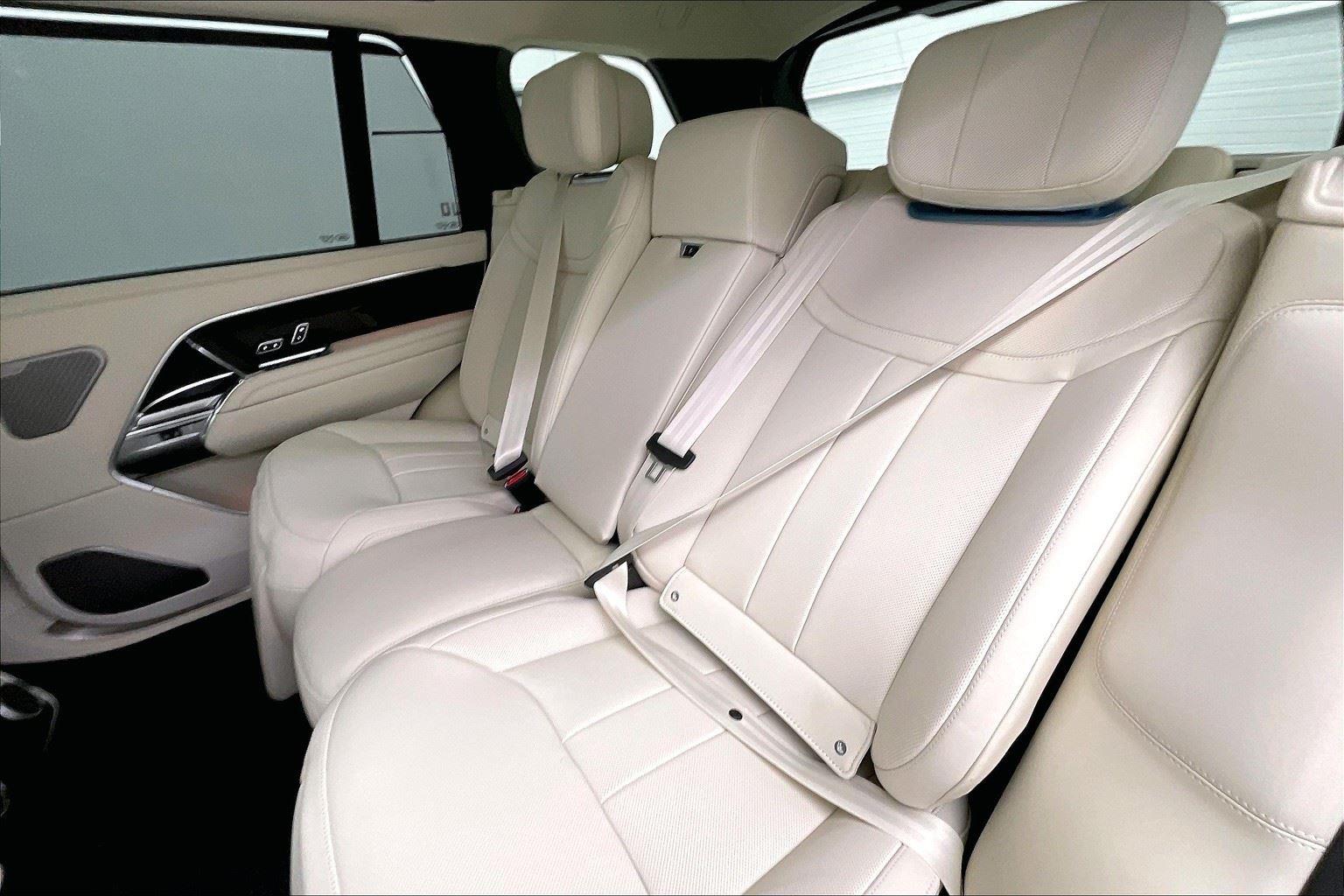 2025 Land Rover Range Rover Autobiography LWB photo 6