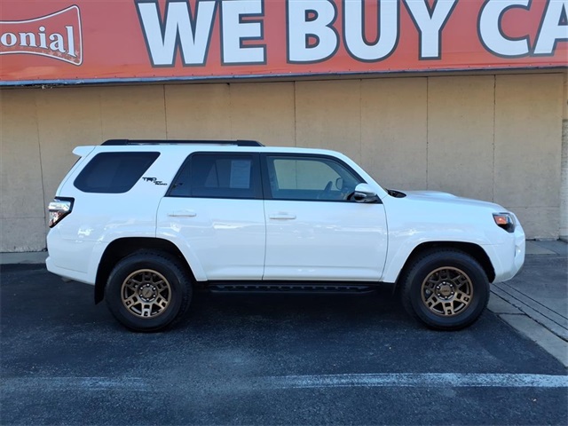 2023 Toyota 4Runner TRD Off-Road Premium photo 3