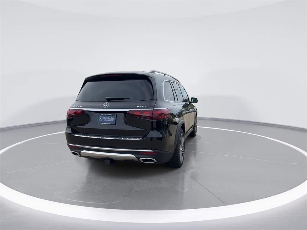2025 Mercedes Benz GLS 450 4MATIC photo 4