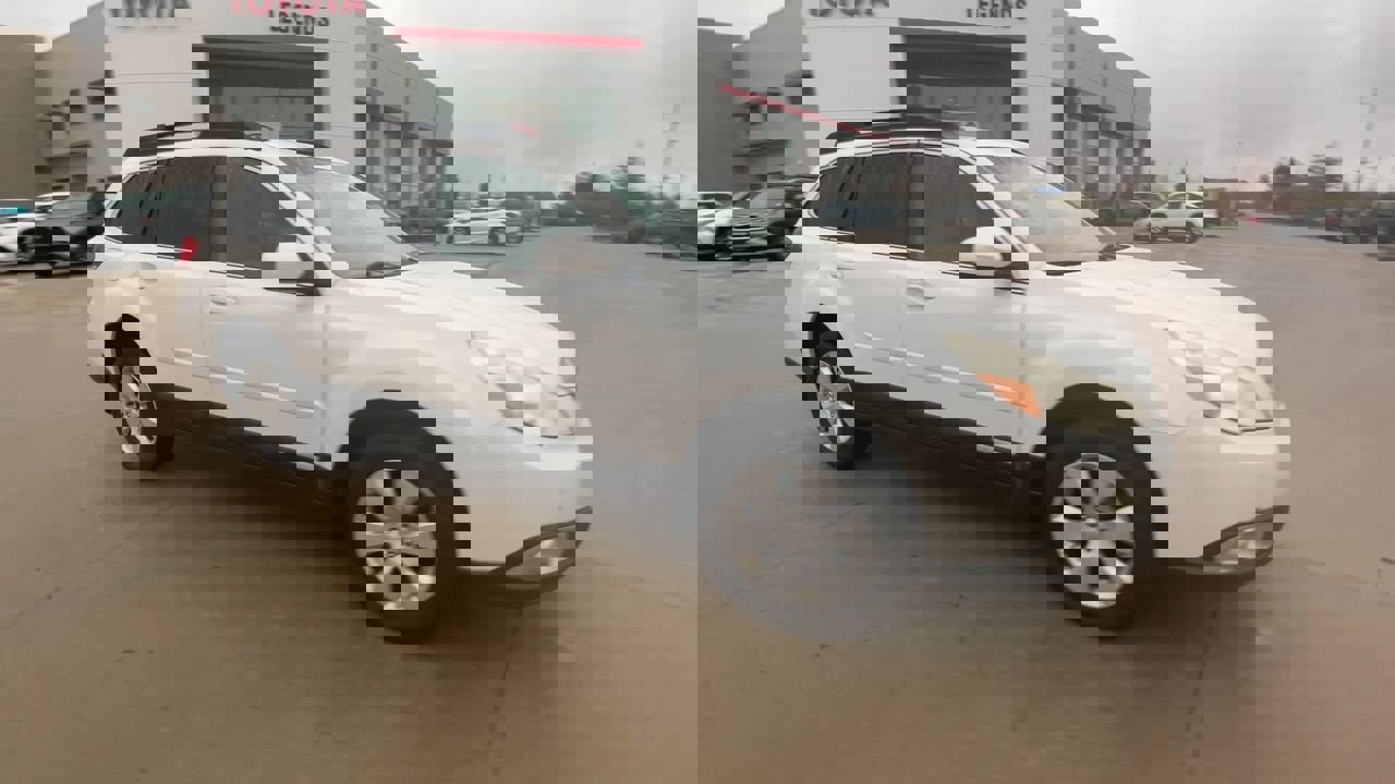 Used 2011 Subaru Outback I Premium with VIN 4S4BRCCC3B3436571 for sale in Kansas City