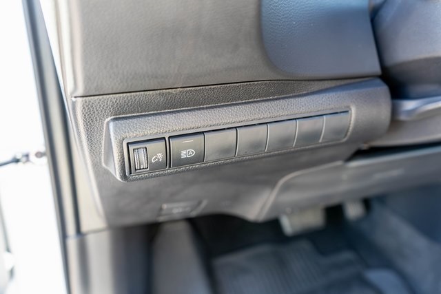 2022 Toyota Corolla SE photo 13
