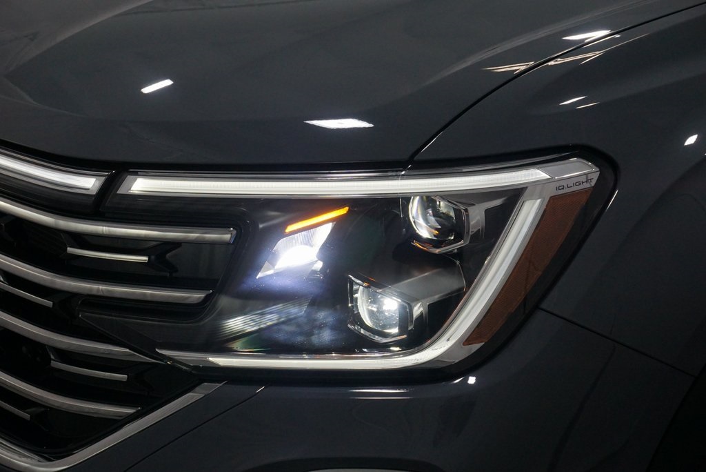 2025 Volkswagen Atlas SEL photo 37
