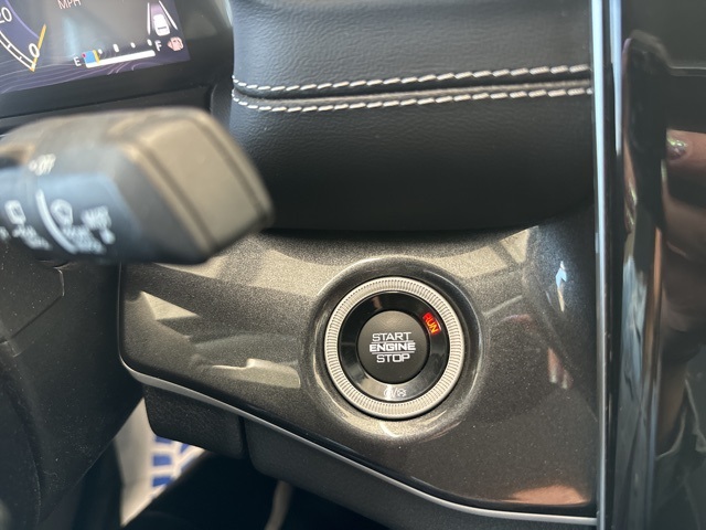 2022 Jeep Grand Cherokee Laredo photo 28