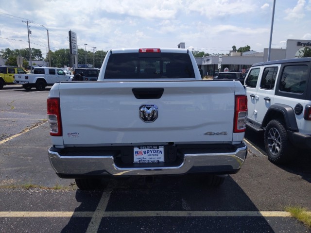 2023 Ram 3500 Tradesman photo 3