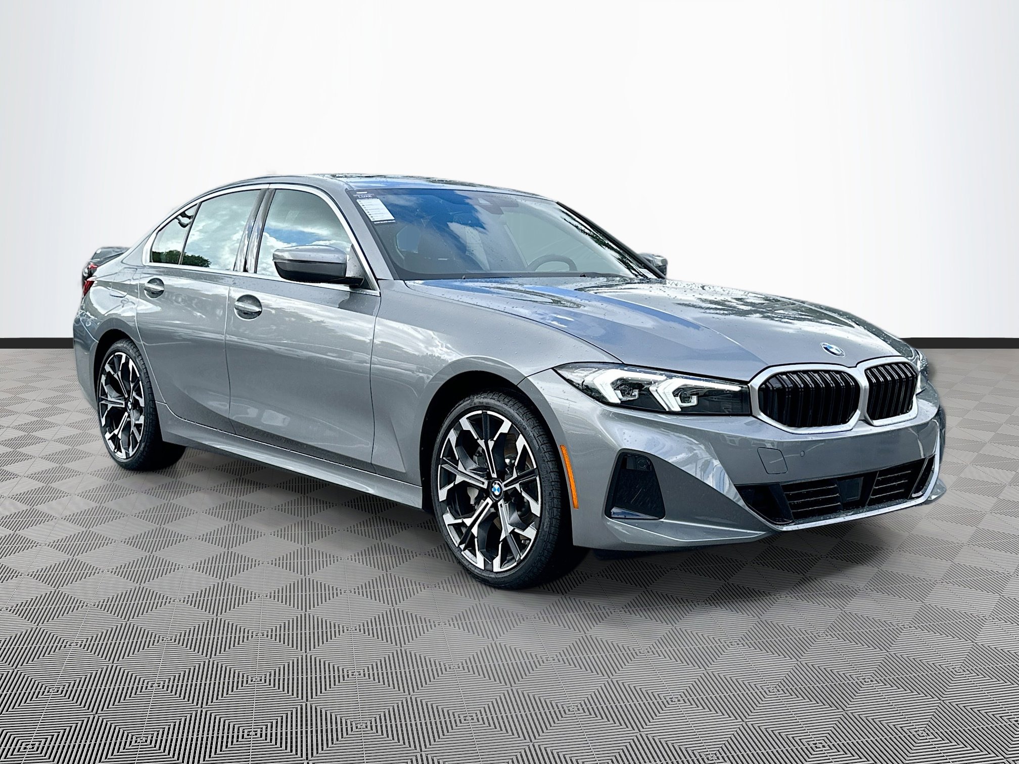 2026 BMW 3 Series 330i's photo