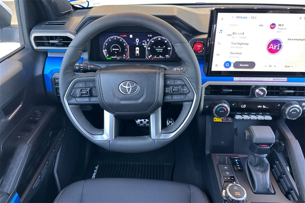 2025 Toyota Tacoma TRD Sport 4x4 Double Cab photo 14