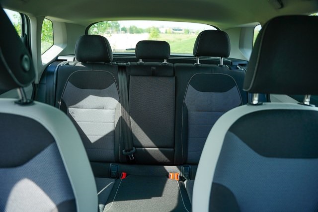 2025 Volkswagen Taos S photo 33