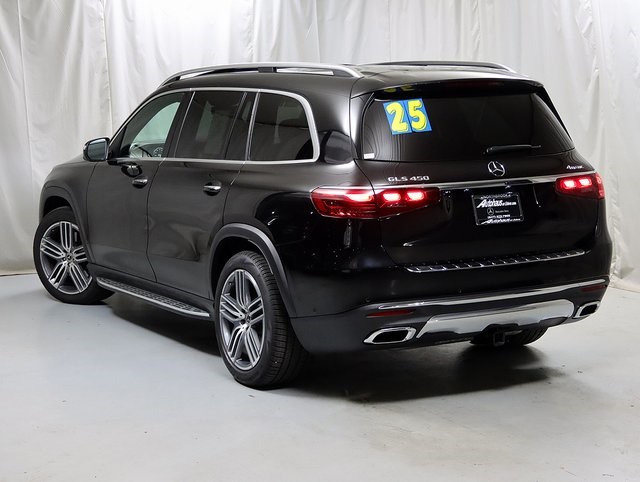 2025 Mercedes Benz GLS 450 4MATIC photo 9