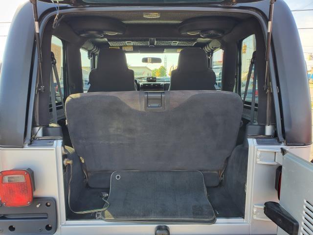 2004 Jeep Wrangler Sport photo 14