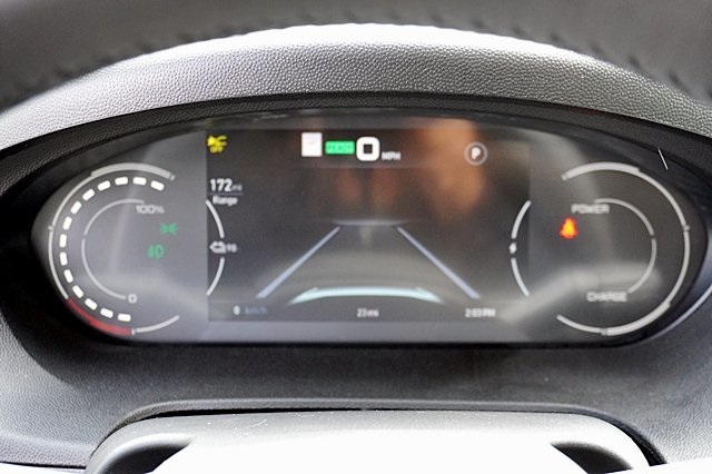 New 2024 Bright White Clear-Coat Exterior Paint RAM Super High Roof image 40