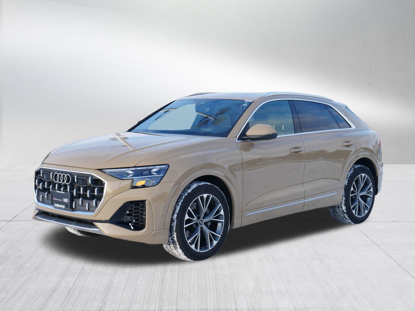 2025 Audi Q8 55 Prestige photo 3