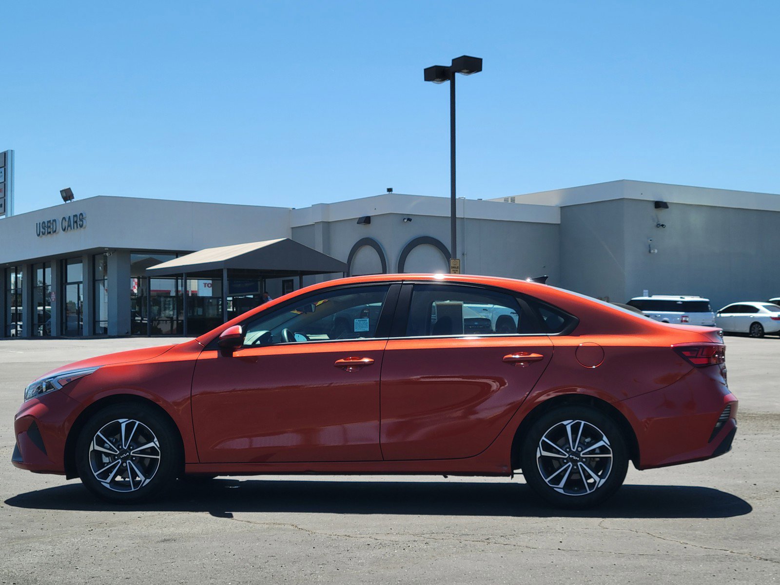 2023 Kia Forte LXS photo 7
