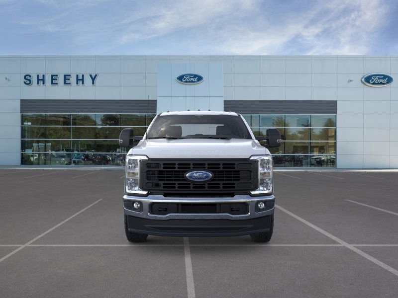 2026 Ford F-250 photo 2