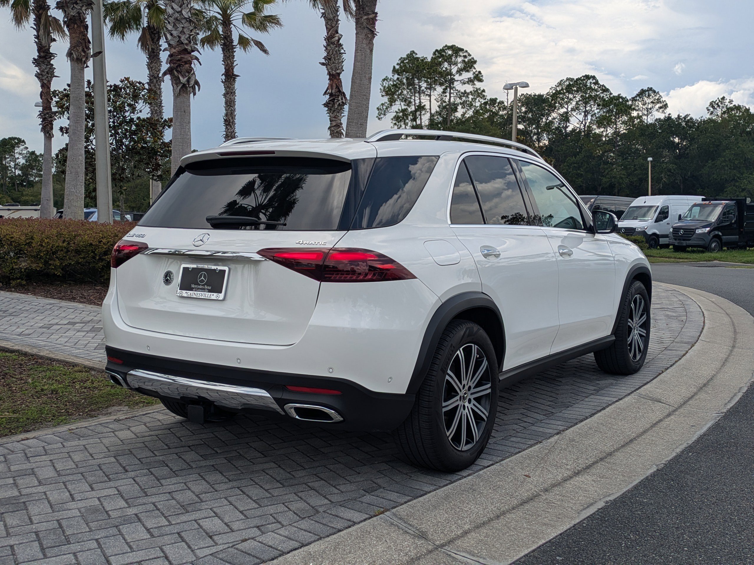 2024 Mercedes Benz GLE 450 4MATIC photo 6