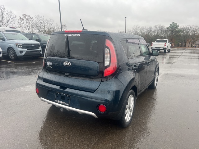 2017 Kia Soul Plus photo 3