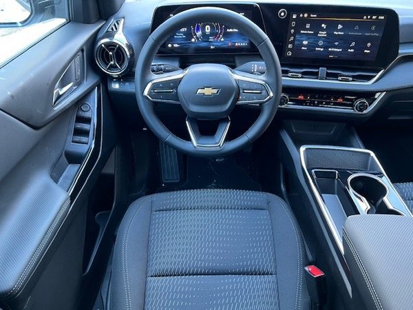2026 Chevrolet Equinox LT photo 22