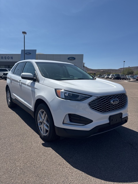 2024 Ford Edge SEL photo 7