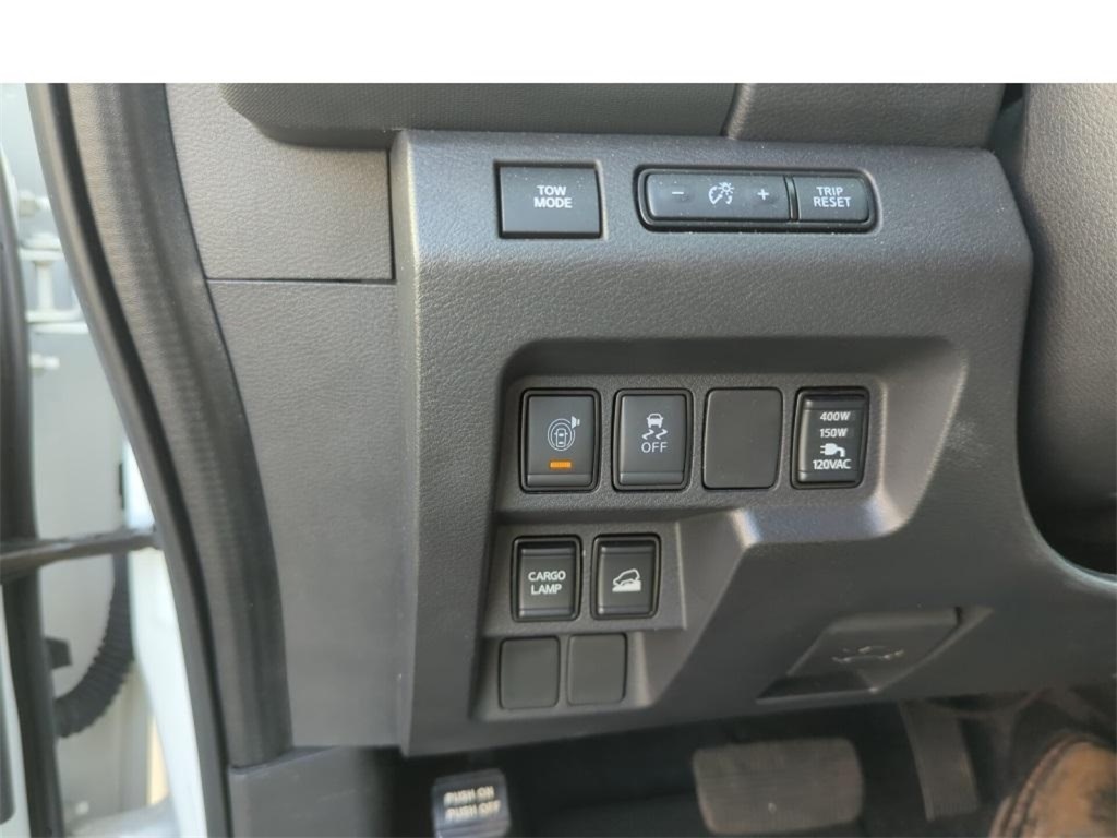 2023 Nissan Frontier SV photo 18