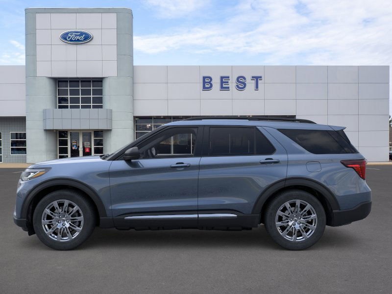 2025 Ford Explorer photo 3