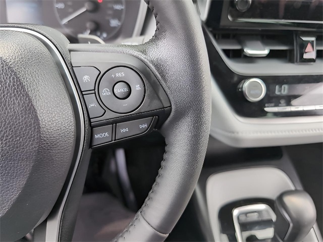 2025 Toyota Corolla SE photo 17