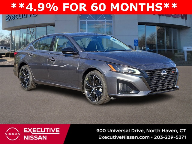 2025 Nissan Altima SR's photo