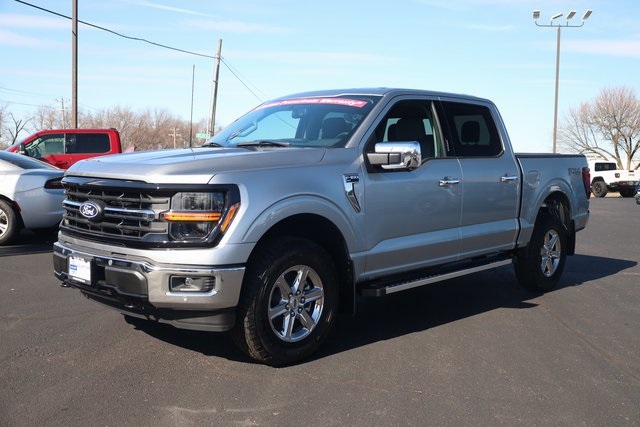 2024 Ford F-150 XLT photo 2